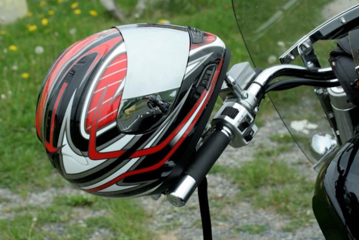 Casco moto, cosa non fare