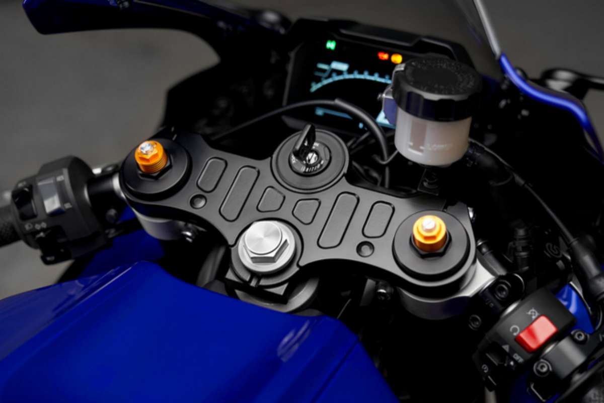 Yamaha brevetto nuova moto