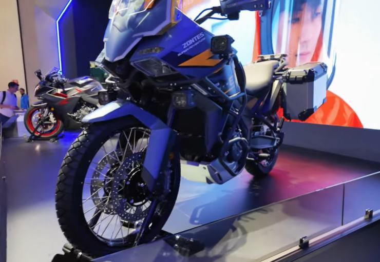 Zontes ZT 703F occasione novità EICMA 2023 prezzo