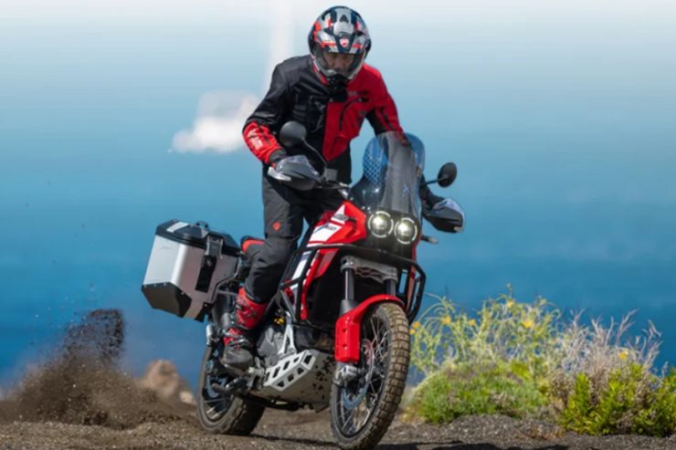 Ducati DesertX Discovery il crossover per ogni occasione