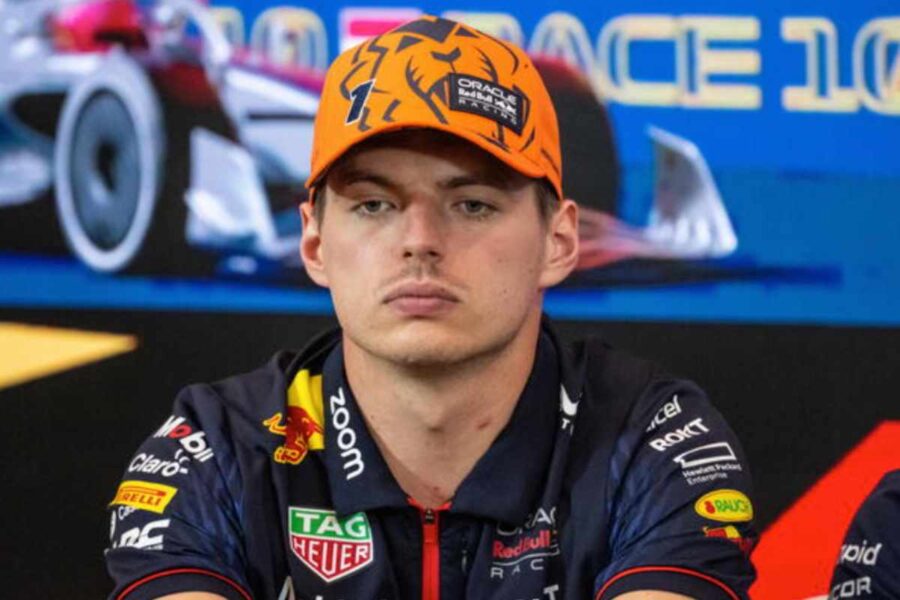 Espressione delusa di Verstappen