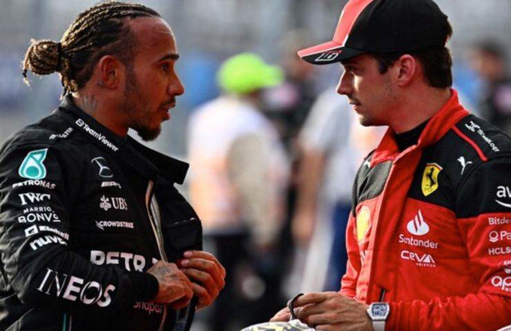 Hamilton porla con il suo futuro collega Leclerc