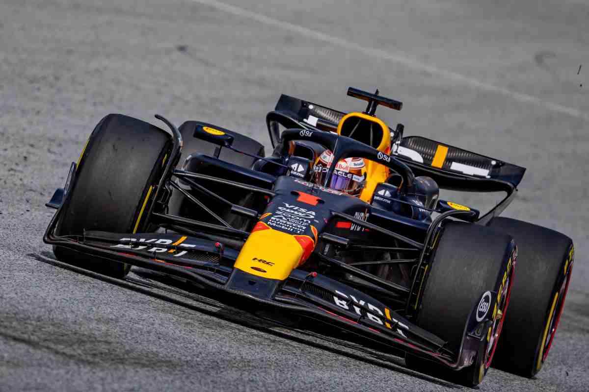 Verstappen accusa Red Bull