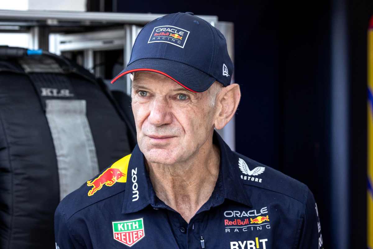 Adrian Newey, scatta il toto trasferimento: dove andrà nel 2025? 