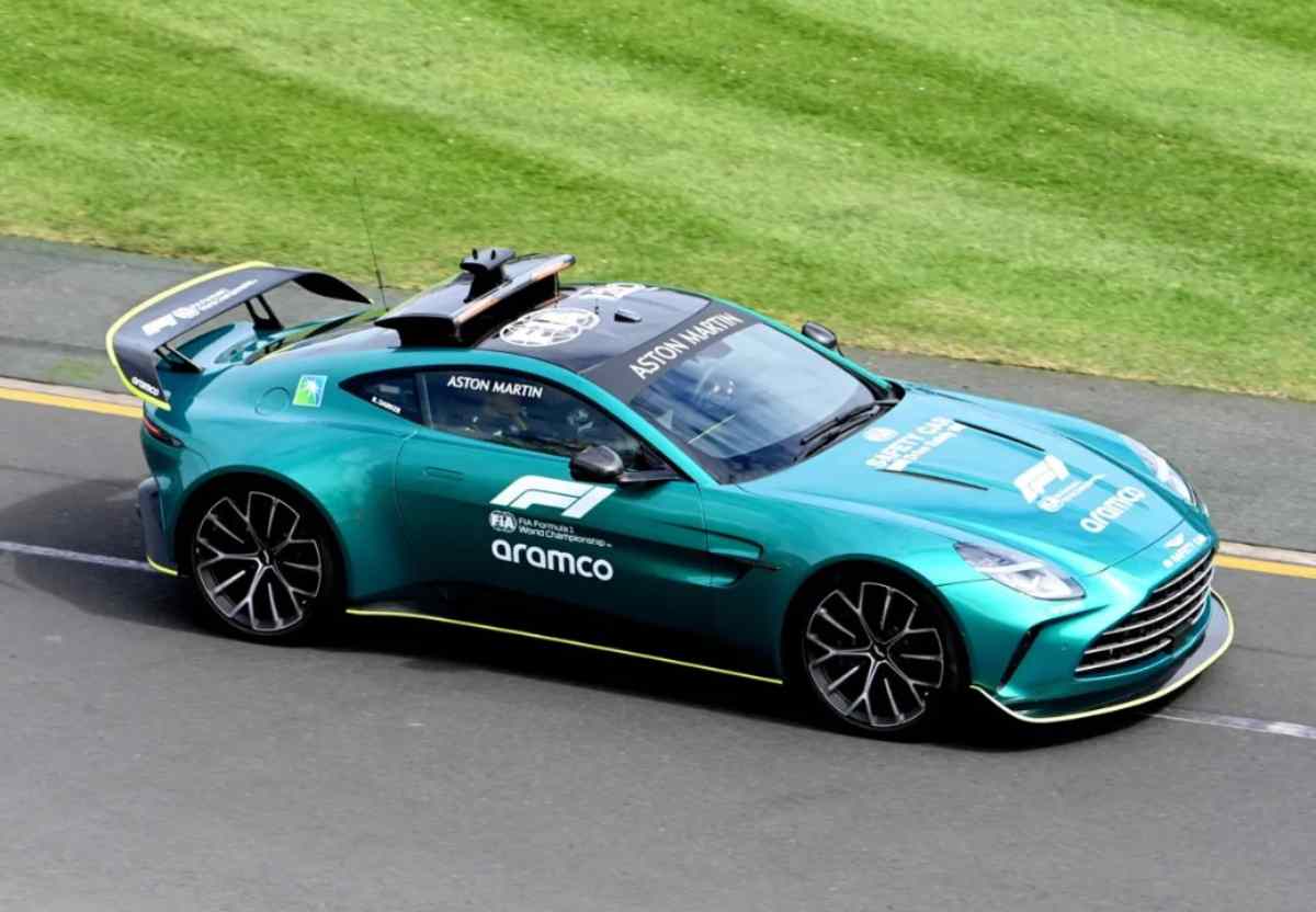 Incidente Safety car Aston Martin GP Italia