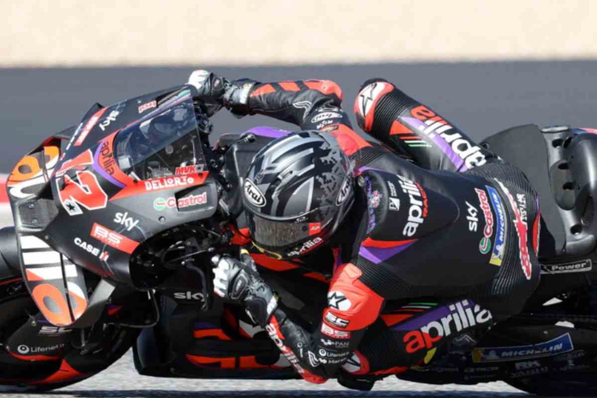 Maverick Vinales su Aprilia