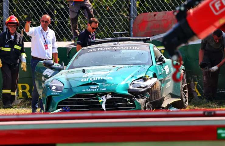 Incidente Safety car Aston Martin GP Italia