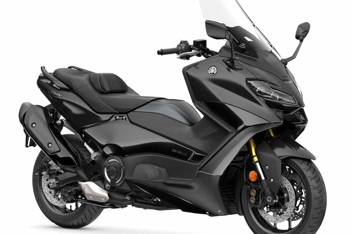 Yamaha T MAX, cosa sapere sulla moto che tanto piace in Italia