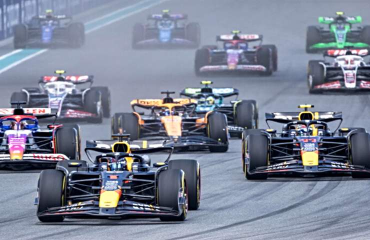 Le vetture di Formula 1 alla partenza