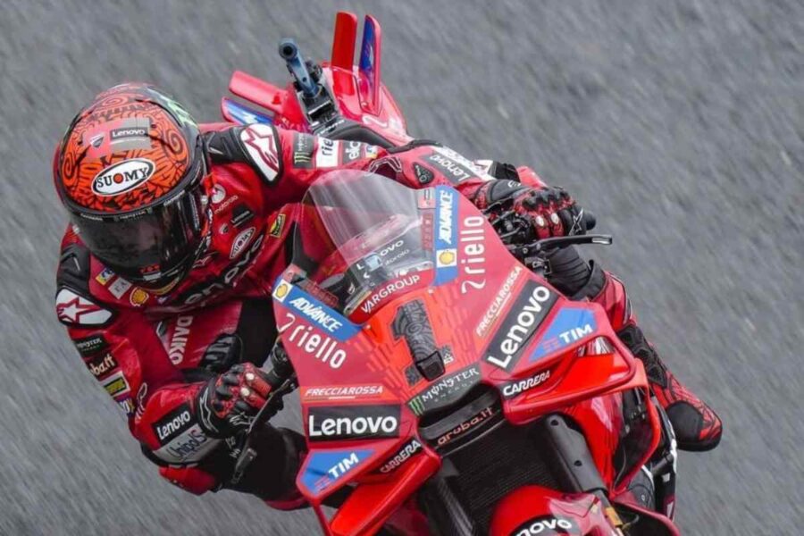 Come bevono piloti MotoGP