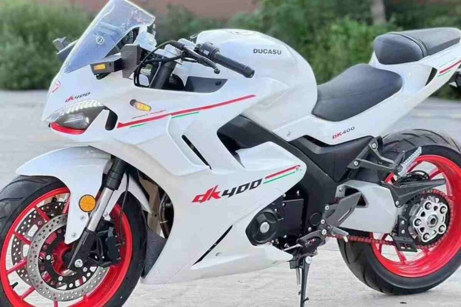 Ducasu imitazione Ducati specifiche prezzo DX400 Supersport 950