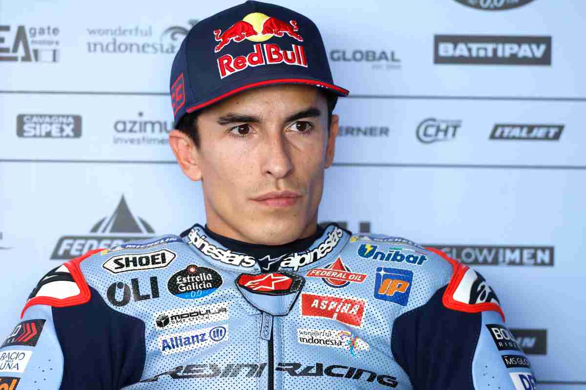 Marc Marquez nel box Ducati