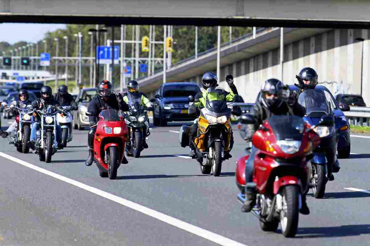 Taglio del bollo moto