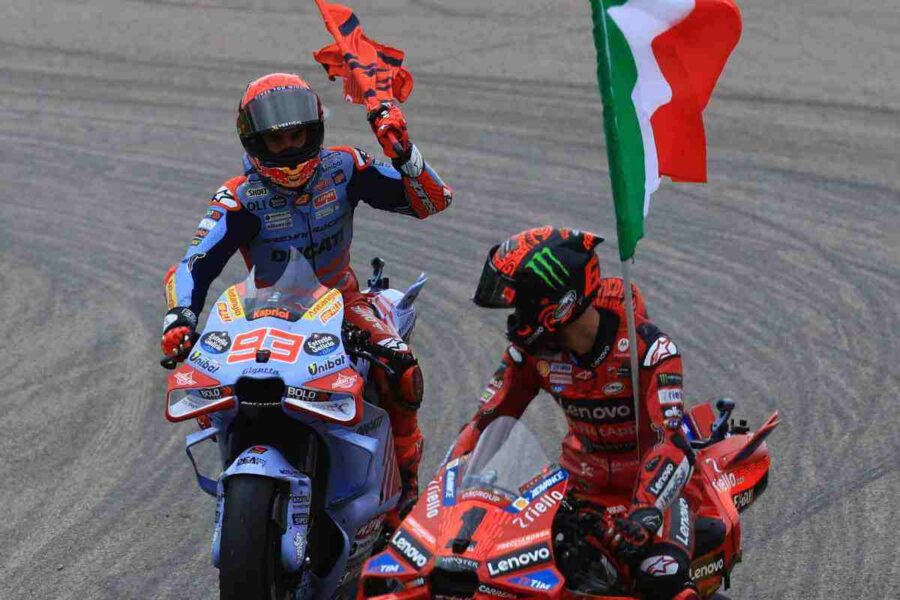 MotoGP nuove regole 2027 sviluppo motori