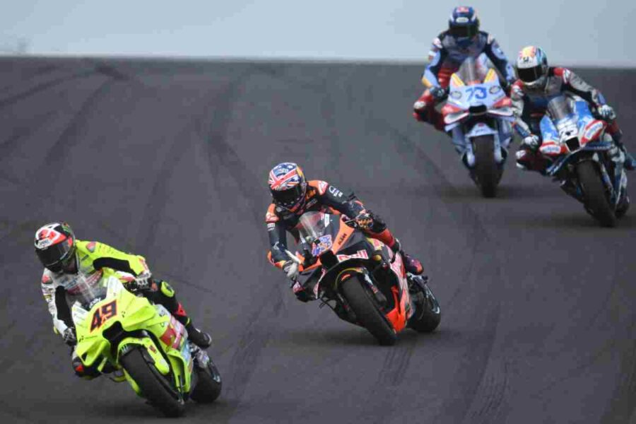 caos in MotoGp