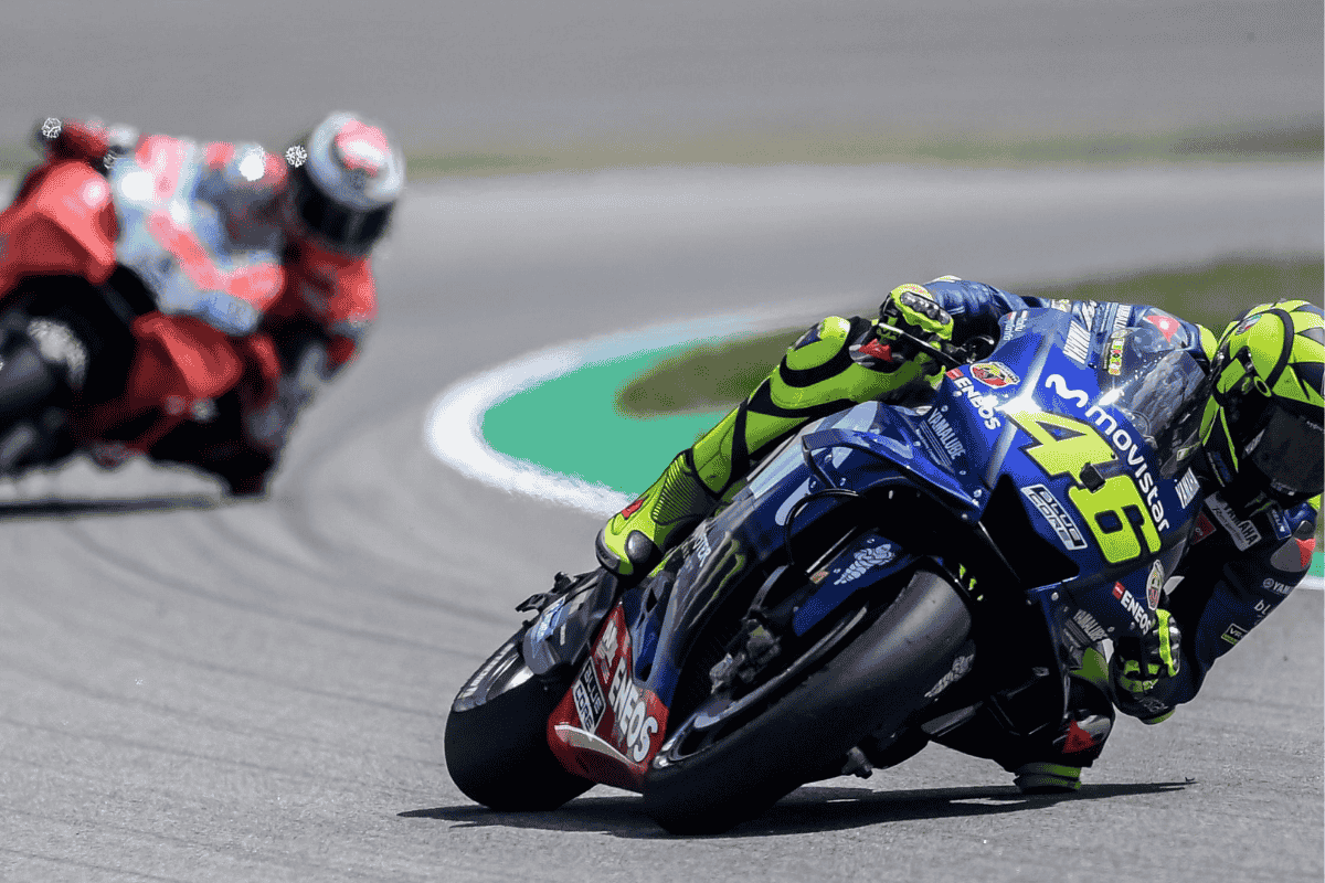 Jorge Lorenzo e Valentino Rossi in pista