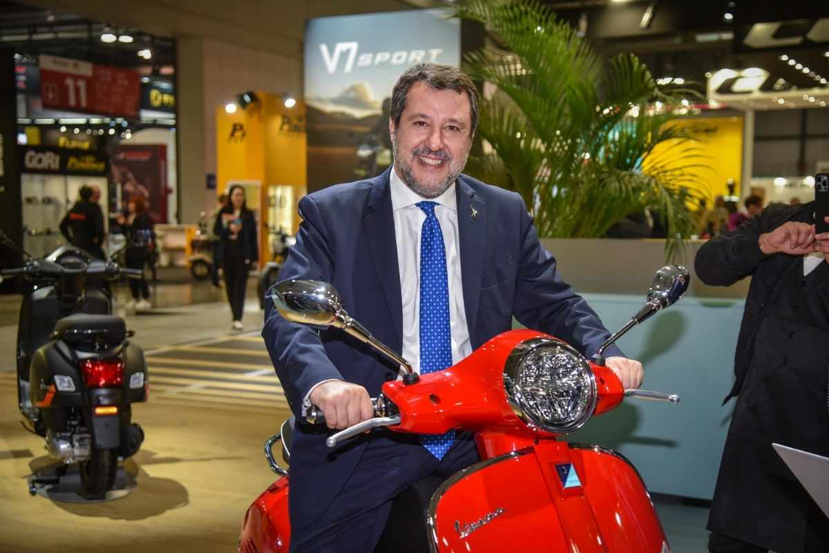 Matteo Salvini partecipa all'EICMA 2024